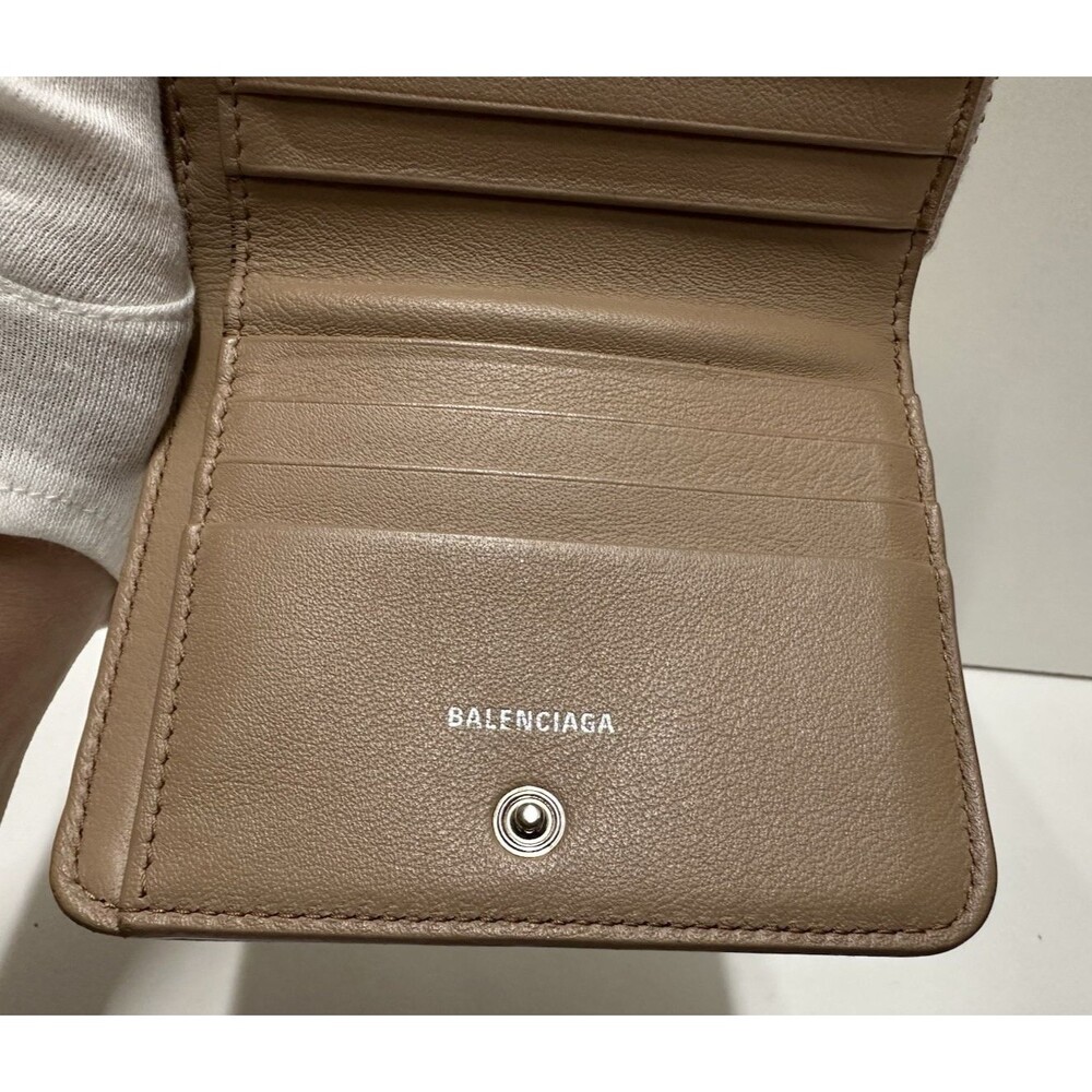 Balenciaga tan leather zipper all around wallet - Picture 11 of 16